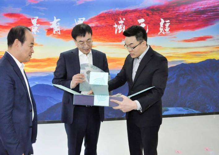 驢媽媽科技園迎來多省政府訪問團(tuán)共謀文旅產(chǎn)業(yè)新發(fā)展